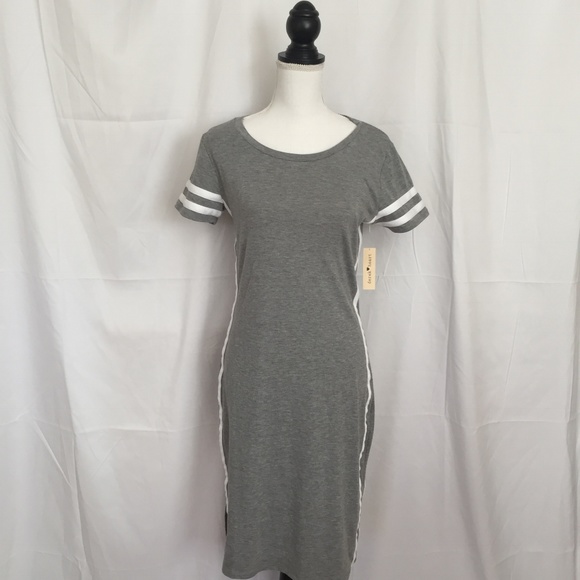 Derek Heart Dresses & Skirts - Derek Heart Junior Women's Gray Dress White Stripe